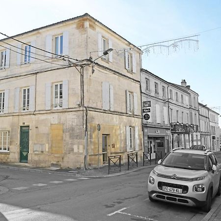 T2 avec verrière situé en hyper centre avec wifi, Netflix, linge, draps, savons et serviettes fournis Cognac Esterno foto