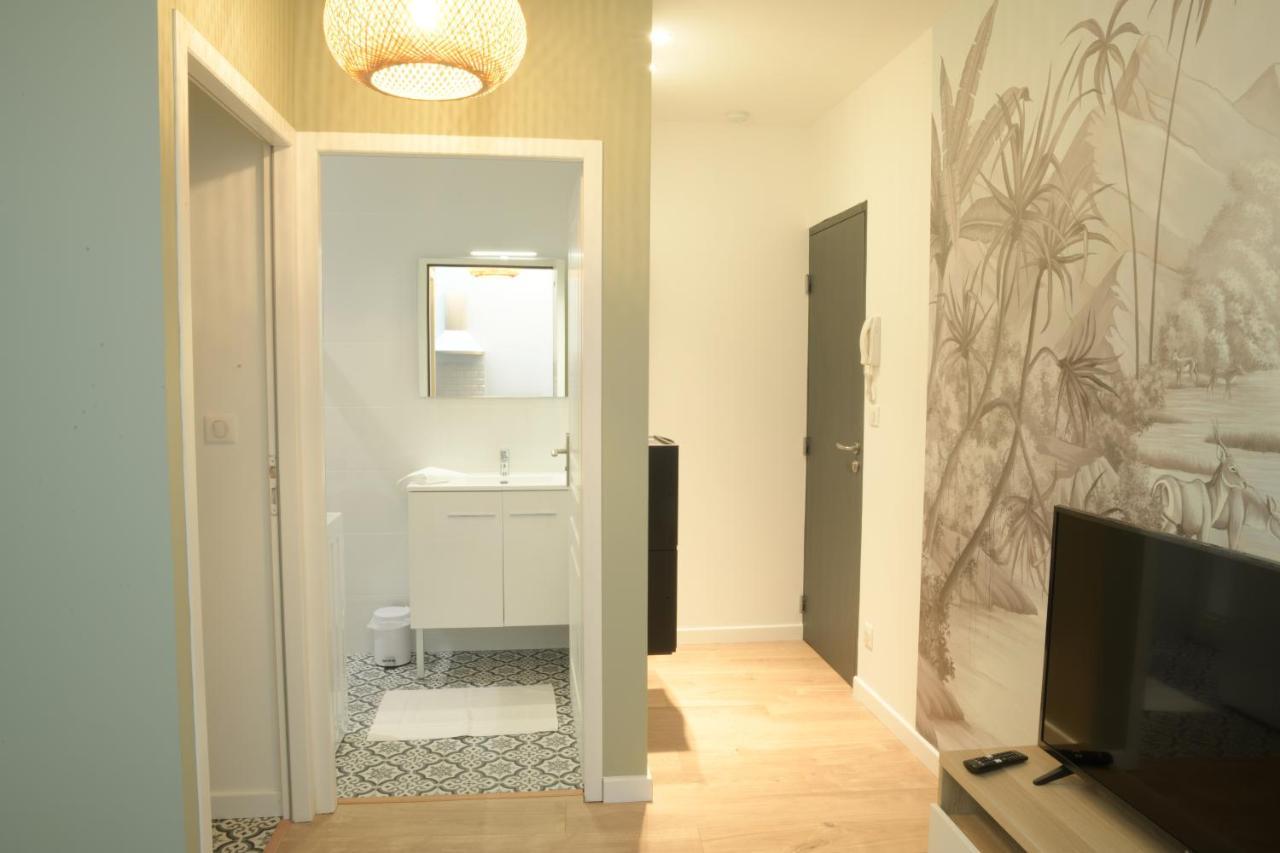 T2 avec verrière situé en hyper centre avec wifi, Netflix, linge, draps, savons et serviettes fournis Cognac Esterno foto