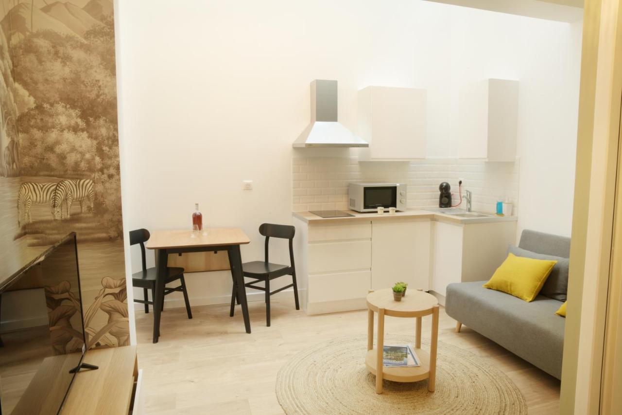 T2 avec verrière situé en hyper centre avec wifi, Netflix, linge, draps, savons et serviettes fournis Cognac Esterno foto
